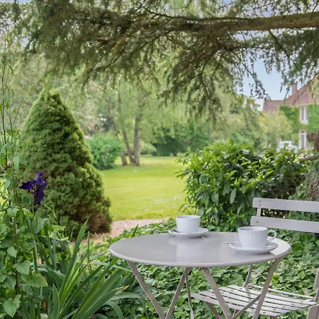 Domaine De Bellevue - Restaurant & 3* Neufmoutiers-en-Brie