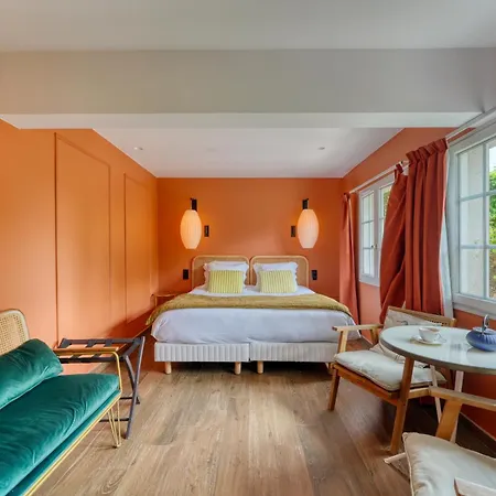 Hotel Domaine De Bellevue - Restaurant & Neufmoutiers-en-Brie
