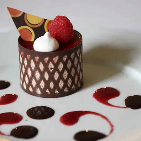 Hotel Domaine De Bellevue, The Originals Relais